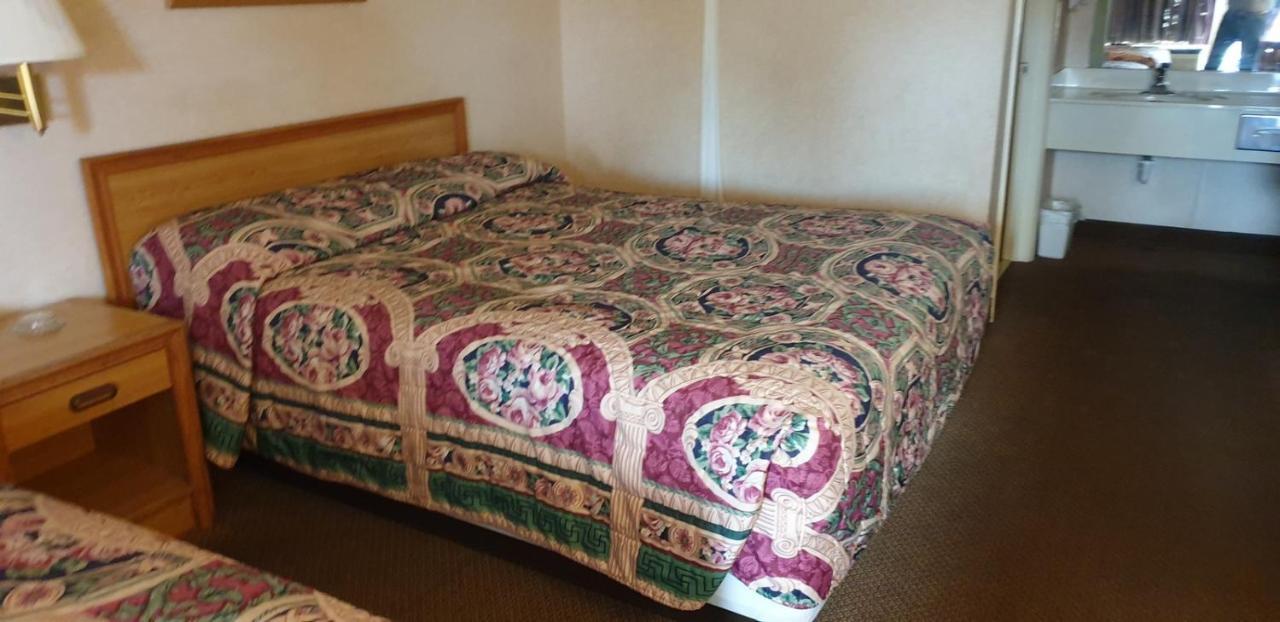 Executive Inn Kershaw Eksteriør billede