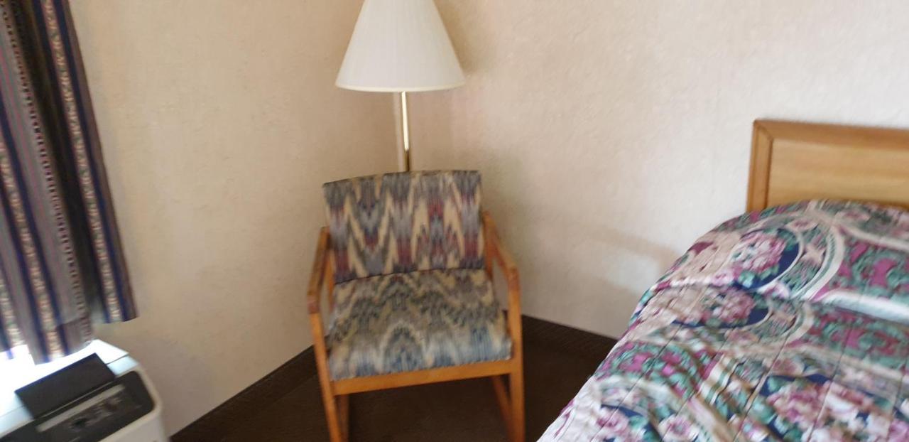 Executive Inn Kershaw Eksteriør billede